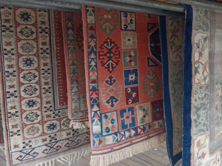 Beytepe Halı Yıkama: El Dokuması ve Makine Halılarına Özel Bakım
